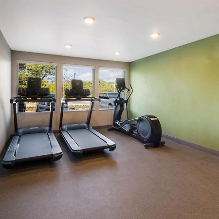 Woodspring Suites East Lansing - University Area ภายนอก รูปภาพ