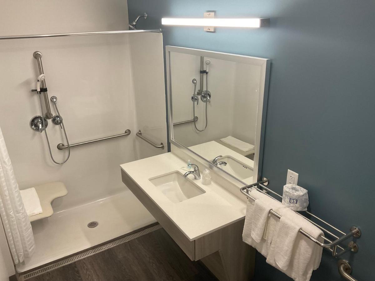 Woodspring Suites East Lansing - University Area ภายนอก รูปภาพ