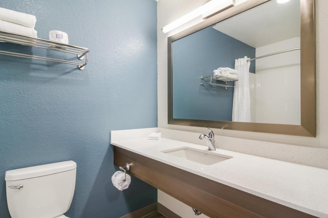 Woodspring Suites East Lansing - University Area ภายนอก รูปภาพ