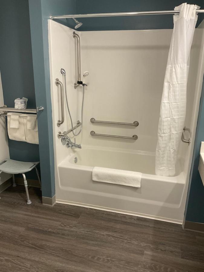 Woodspring Suites East Lansing - University Area ภายนอก รูปภาพ