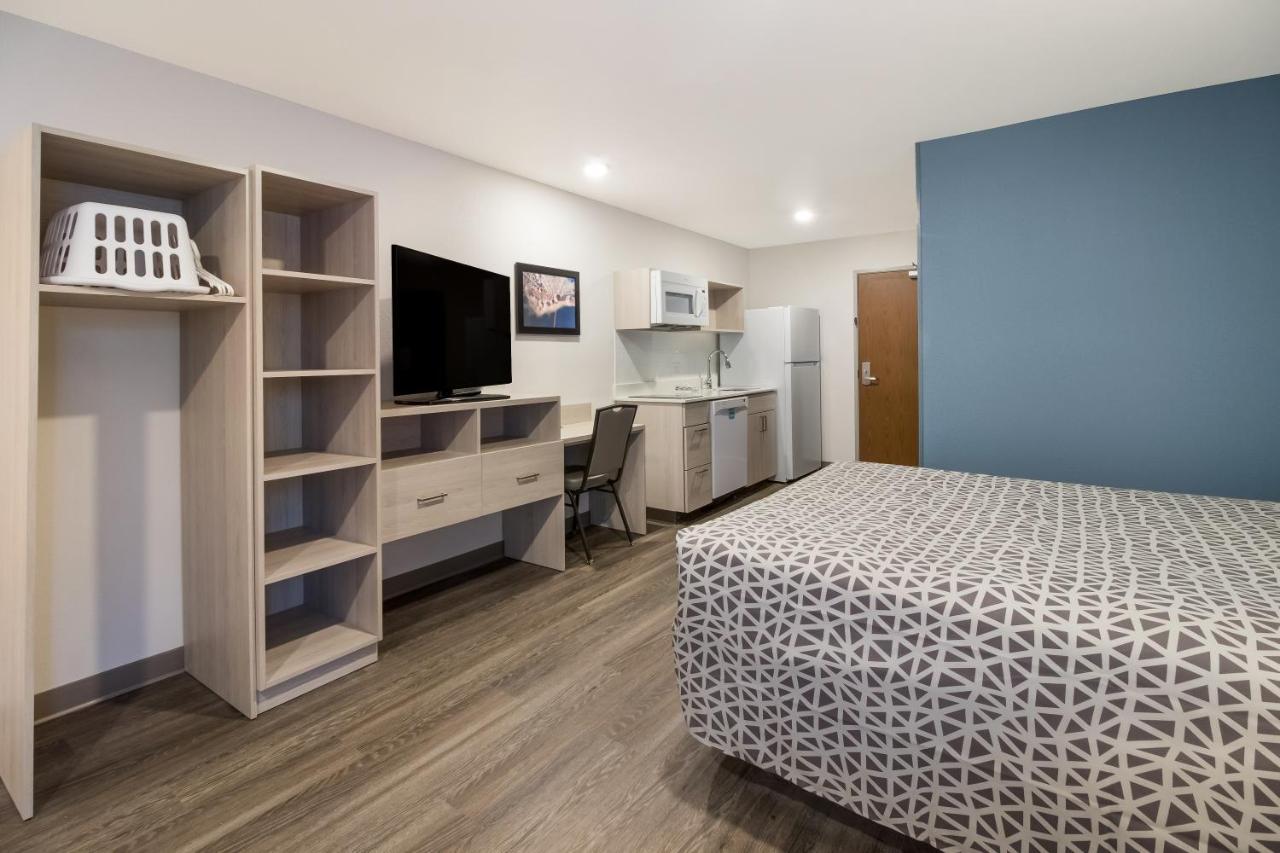 Woodspring Suites East Lansing - University Area ภายนอก รูปภาพ