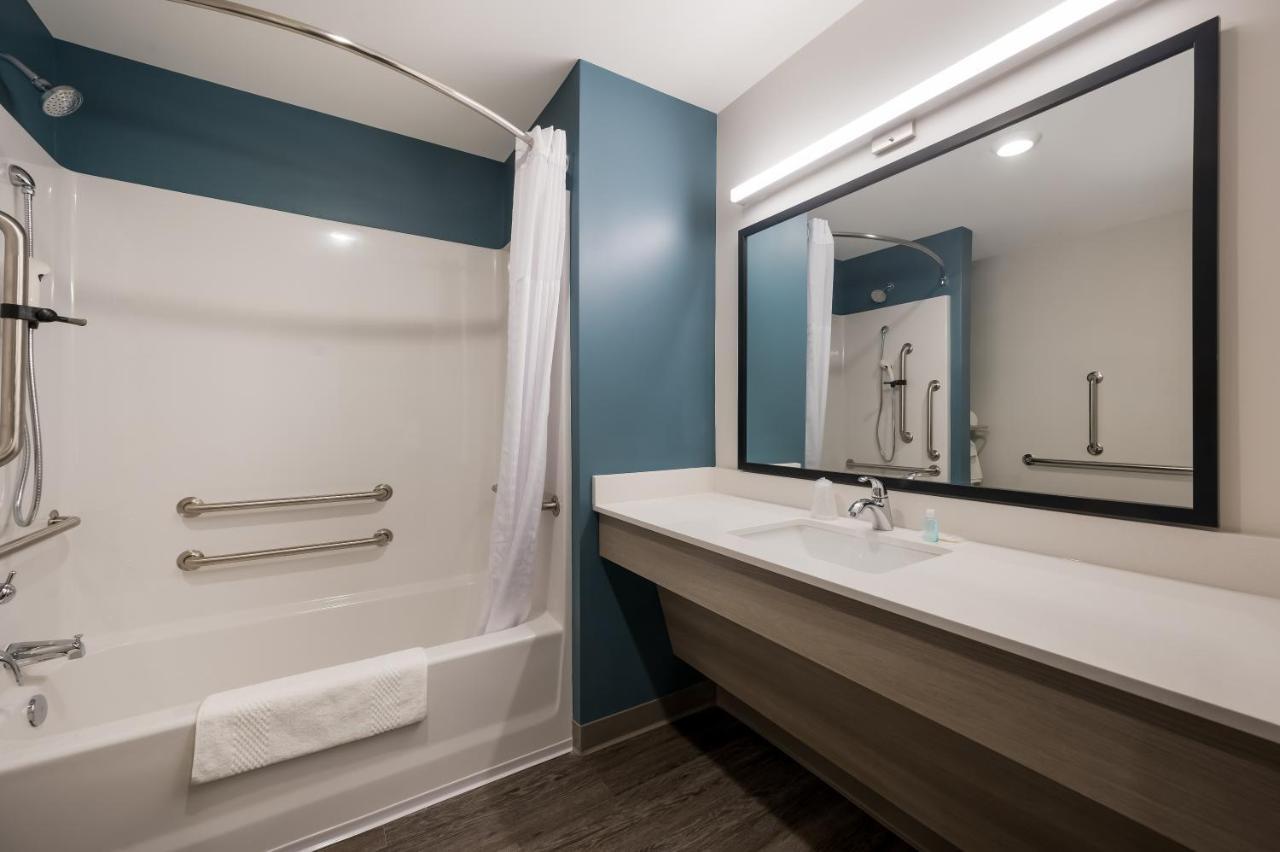 Woodspring Suites East Lansing - University Area ภายนอก รูปภาพ